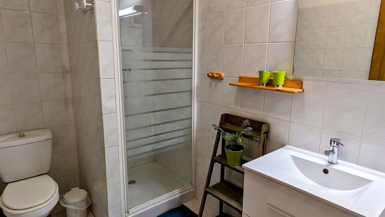 Photo of Bathroom in Halles-sous-les-Cotes
