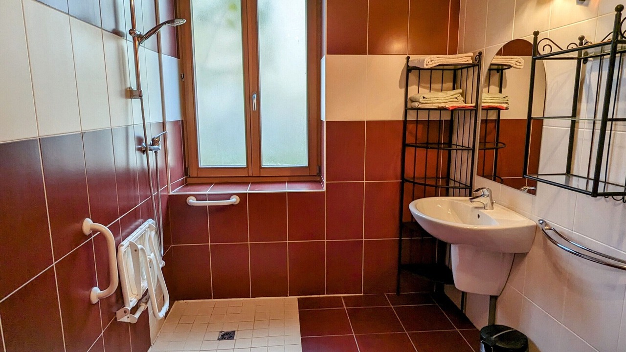Photo of Bathroom in Bonzee