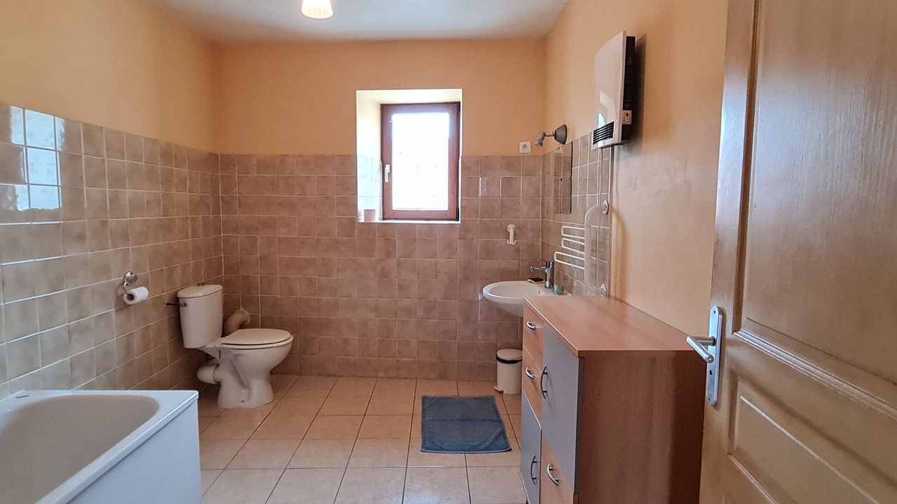 Photo of Bathroom in Meligny-le-Grand