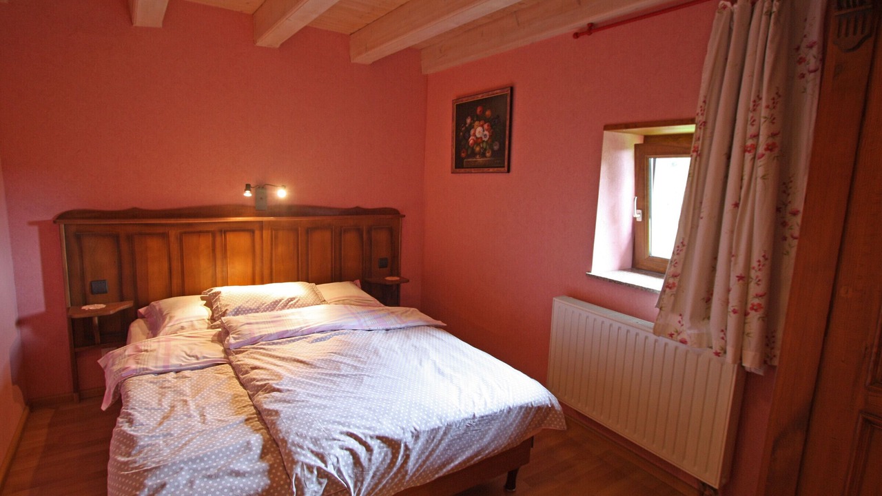 Photo of Bedroom in Taintrux