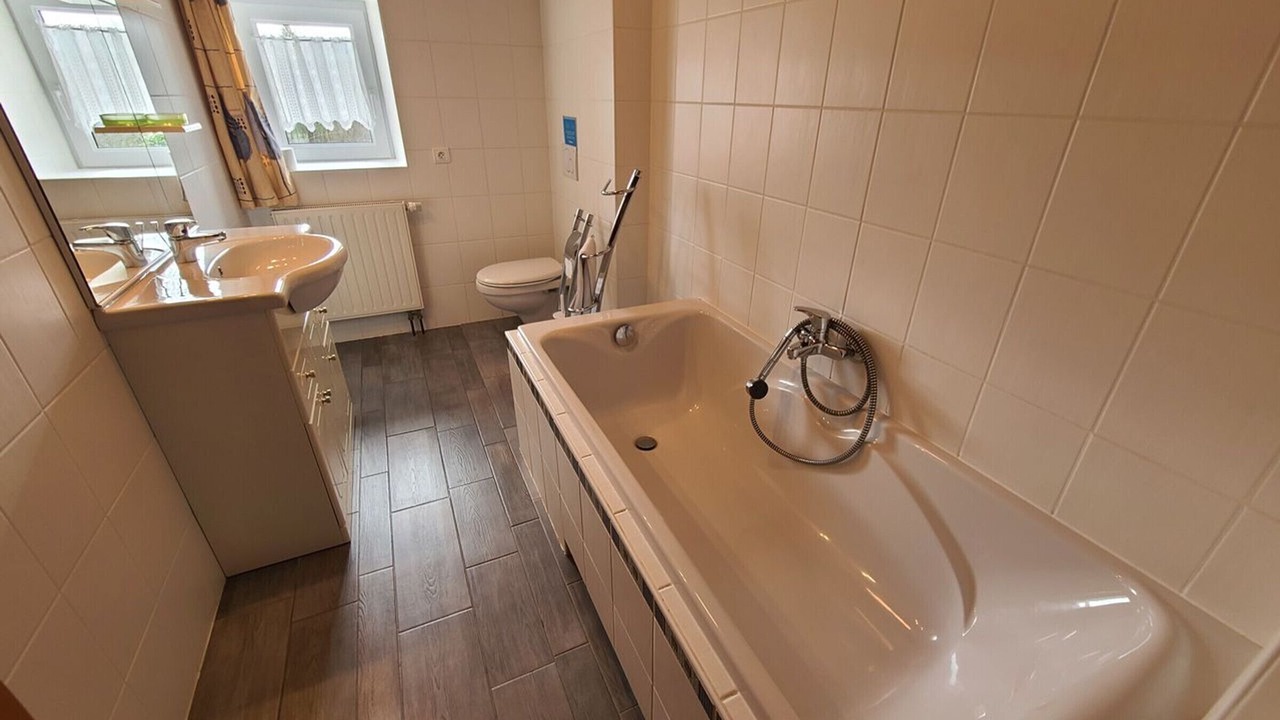 Photo of Bathroom in Taintrux