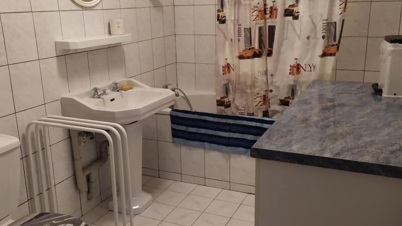 Photo of Bathroom in Aouze