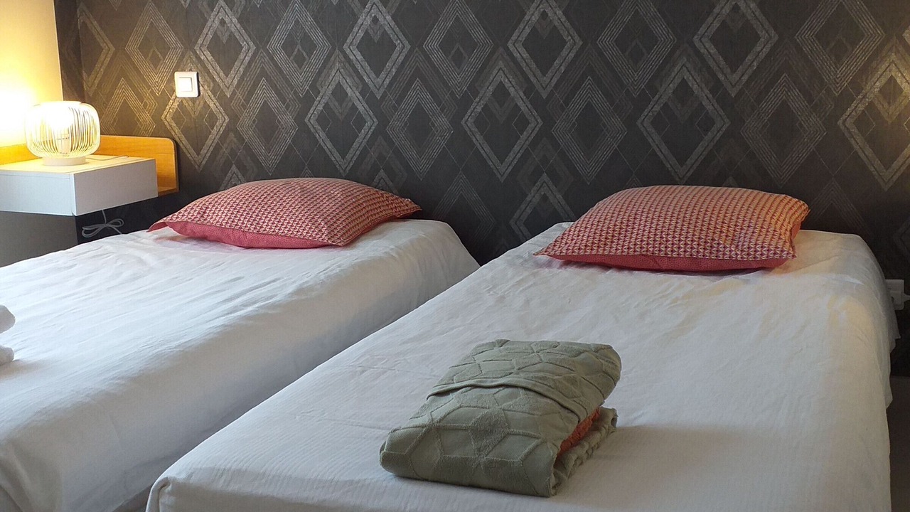 Photo of Bedroom in Contrexeville