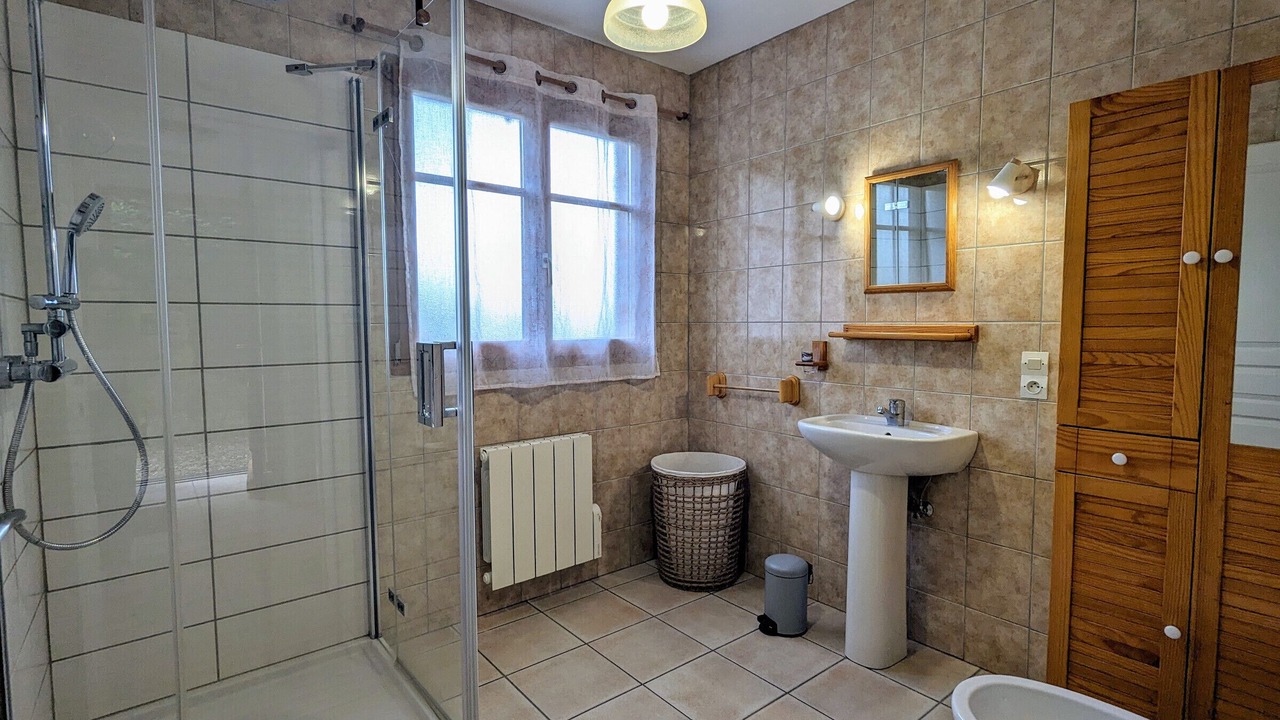 Photo of Bathroom in Plainfaing