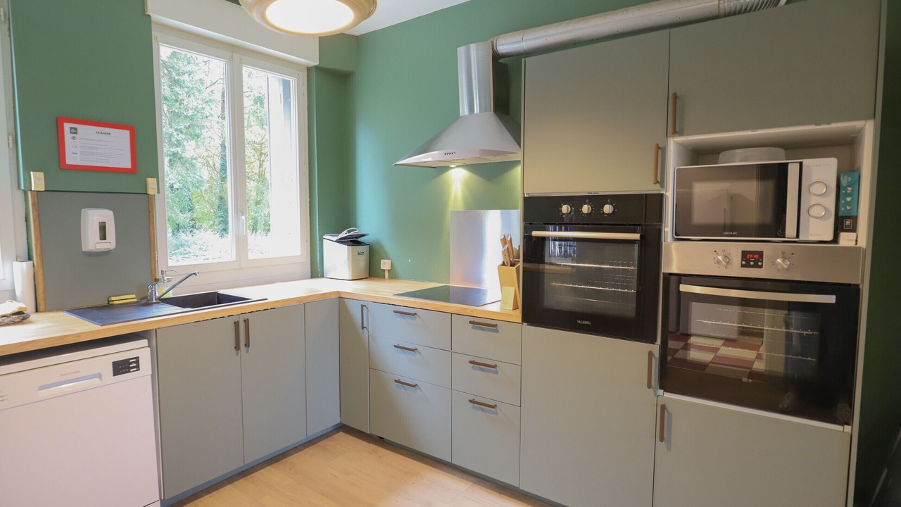 Photo of Kitchen in Saint-Cyr-les-Colons