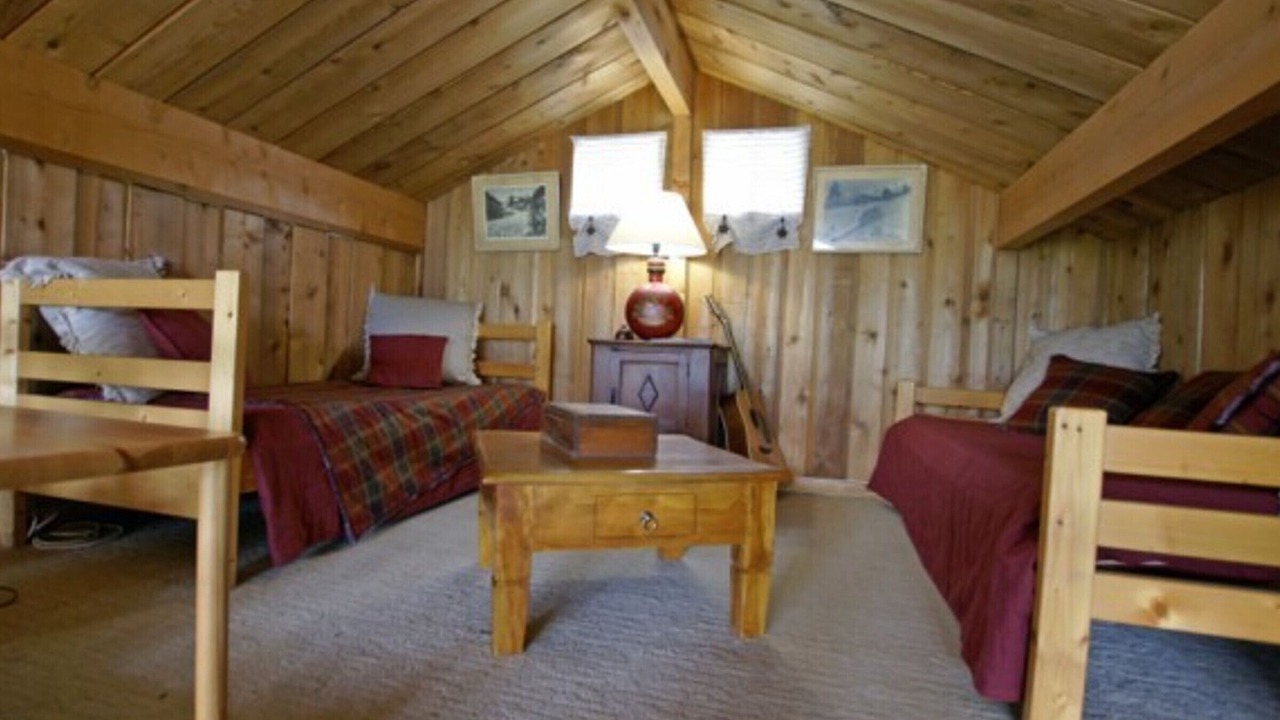 Photo of Bedroom in Enchastrayes