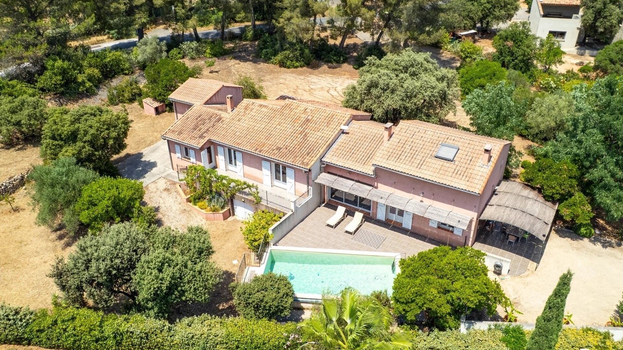 Photo of Outdoor in La Cadiere-d'Azur