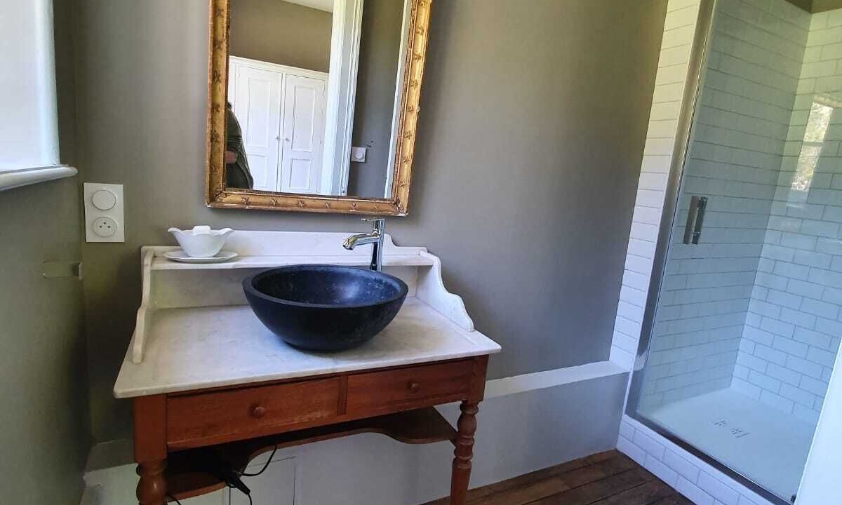 Photo of Bathroom in Angomont