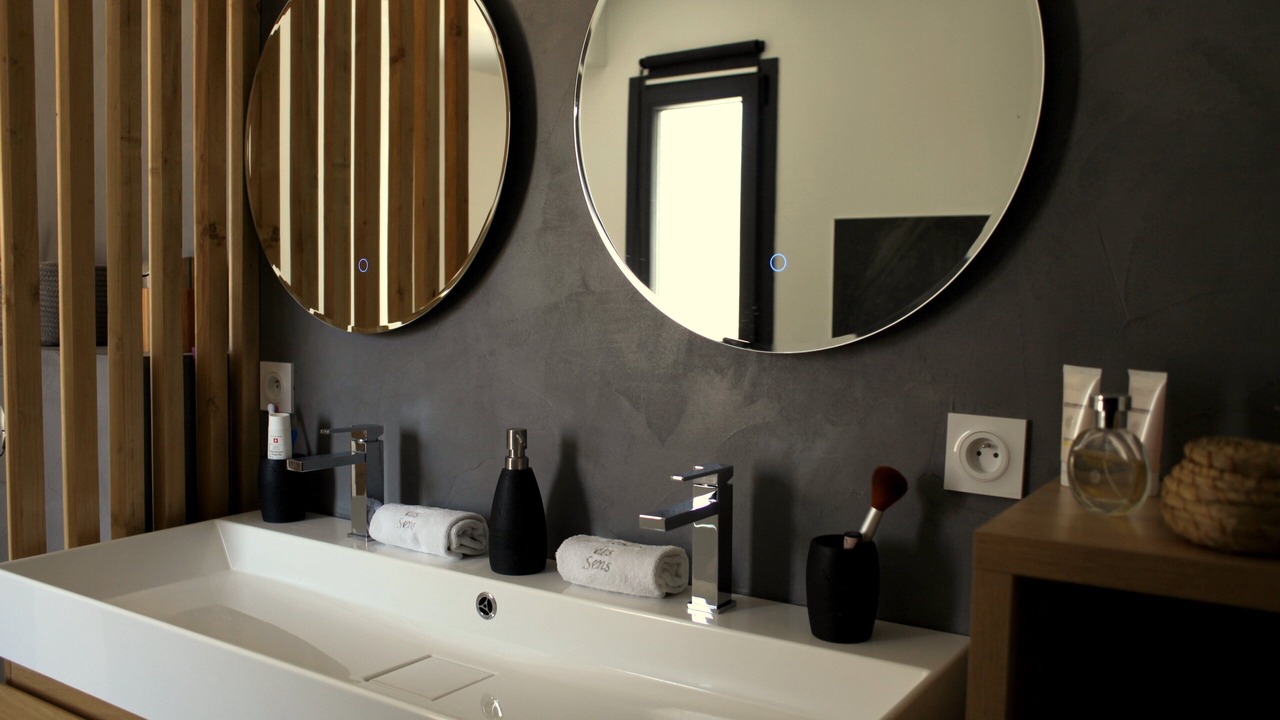 Photo of Bathroom in Bandol