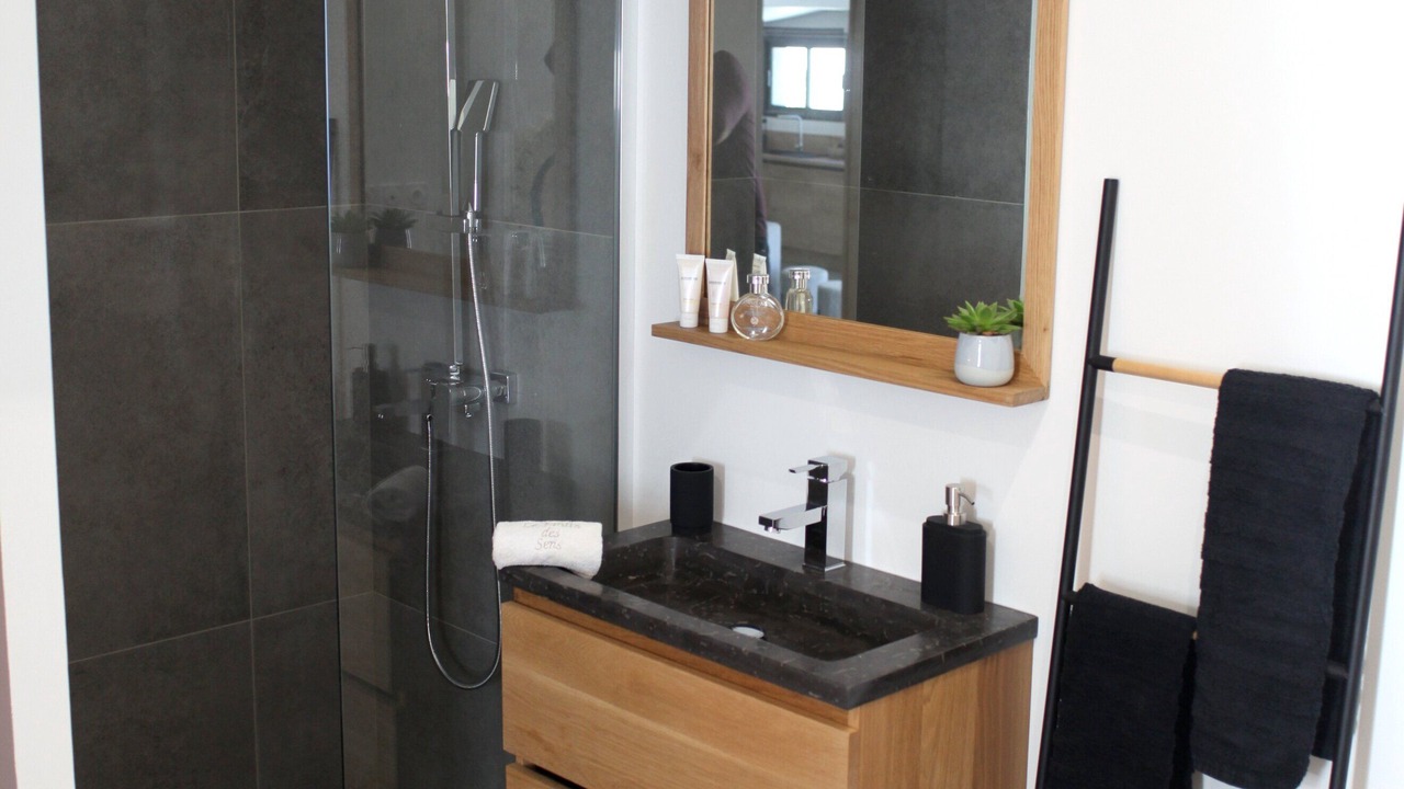 Photo of Bathroom in Bandol