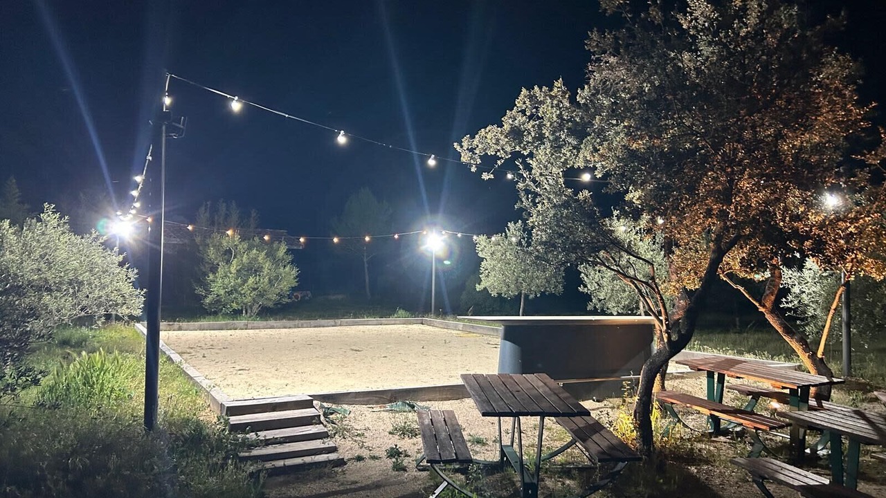 Photo of Outdoor in Lambesc