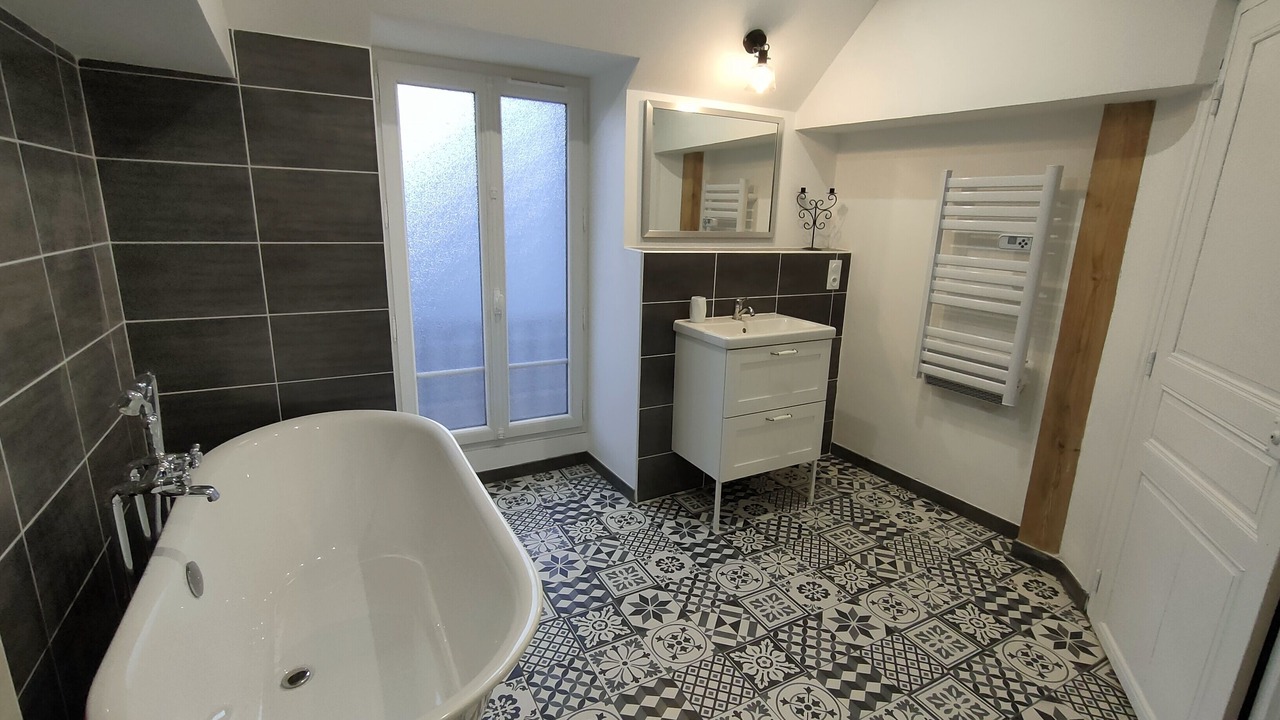 Photo of Bathroom in Ligny-le-Chatel