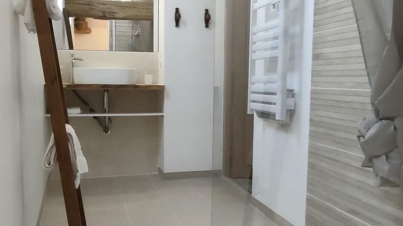 Photo of Bathroom in Ligny-le-Chatel