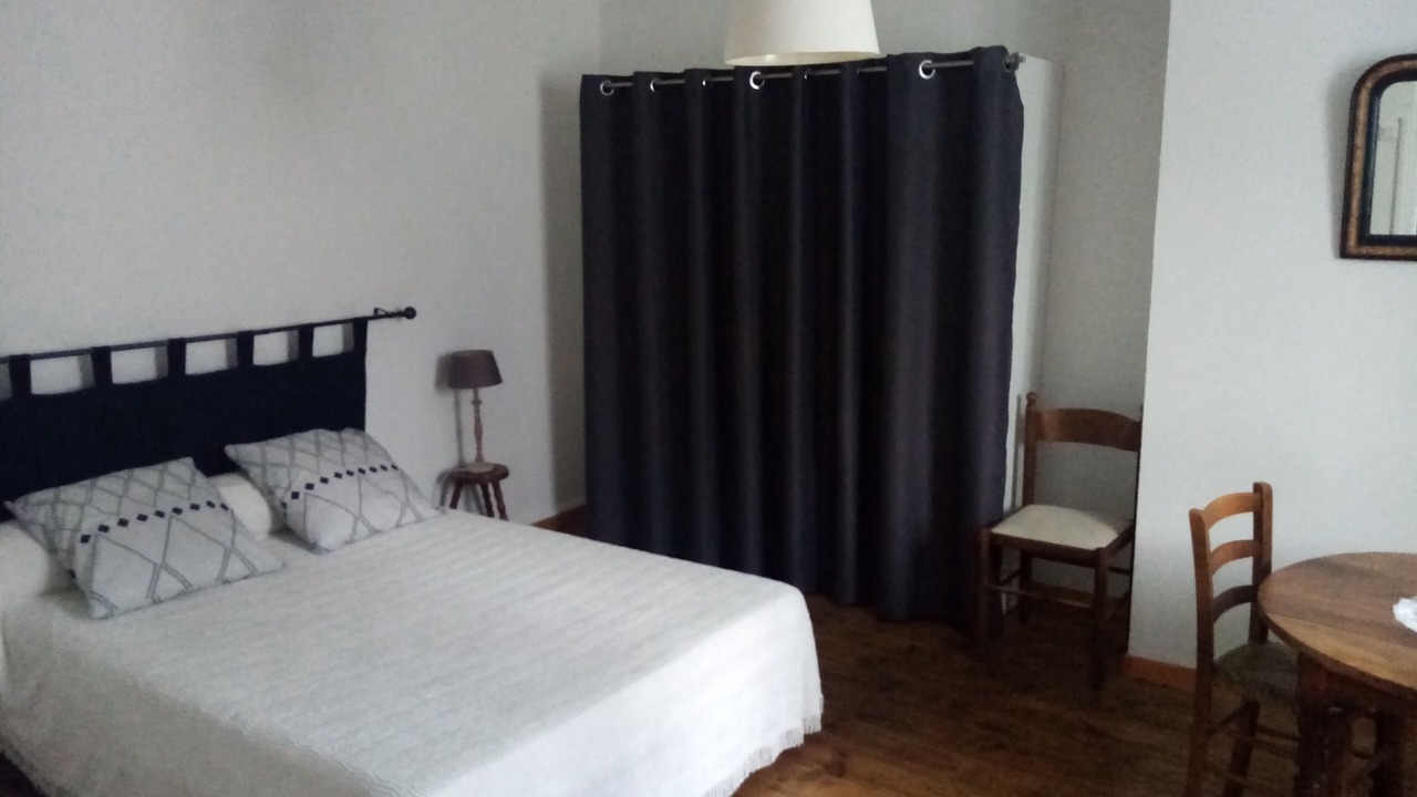 Photo of Bedroom in Asson