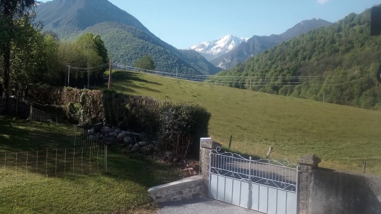 Photo of Outdoor in Asson