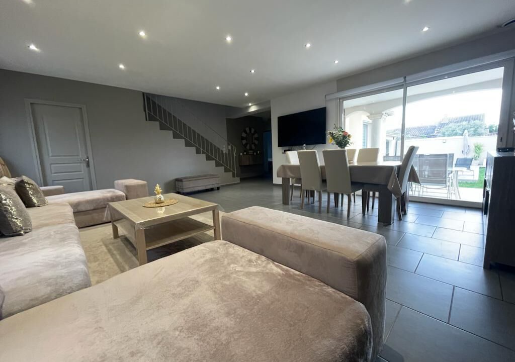 Photo of Livingroom in Beaucaire
