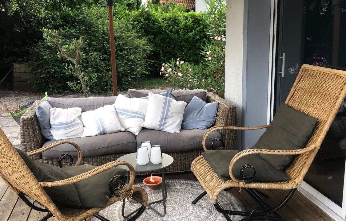 Photo of Patio Balcony in Saint-Aubin-de-Medoc