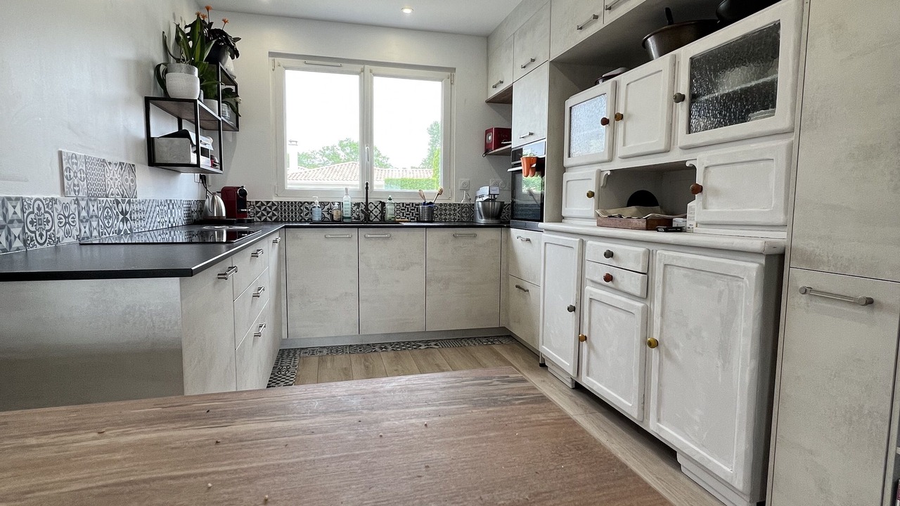 Photo of Kitchen in Saint-Aubin-de-Medoc