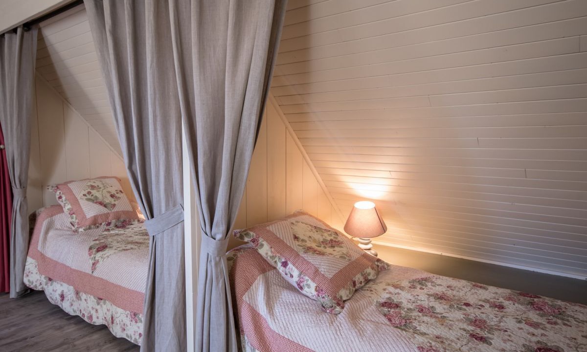 Photo of Bedroom in Belle-Isle-en-Terre