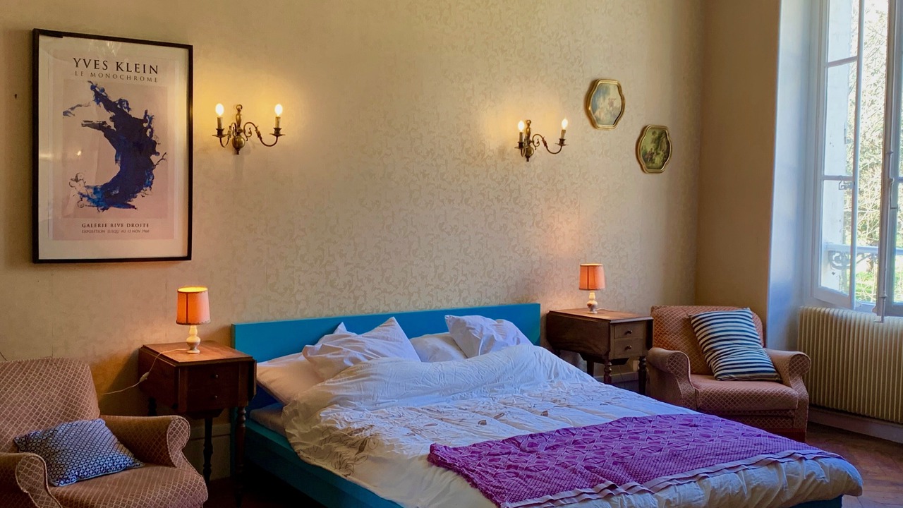 Photo of Bedroom in Villeblevin