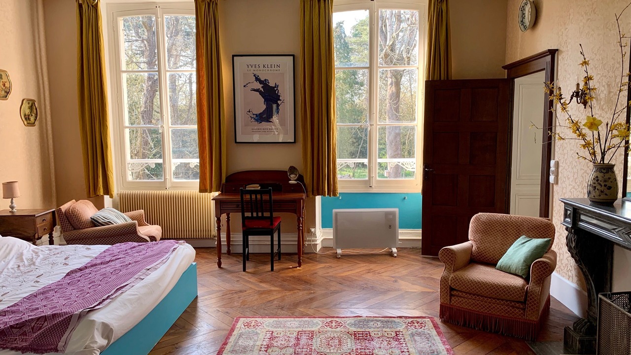 Photo of Bedroom in Villeblevin