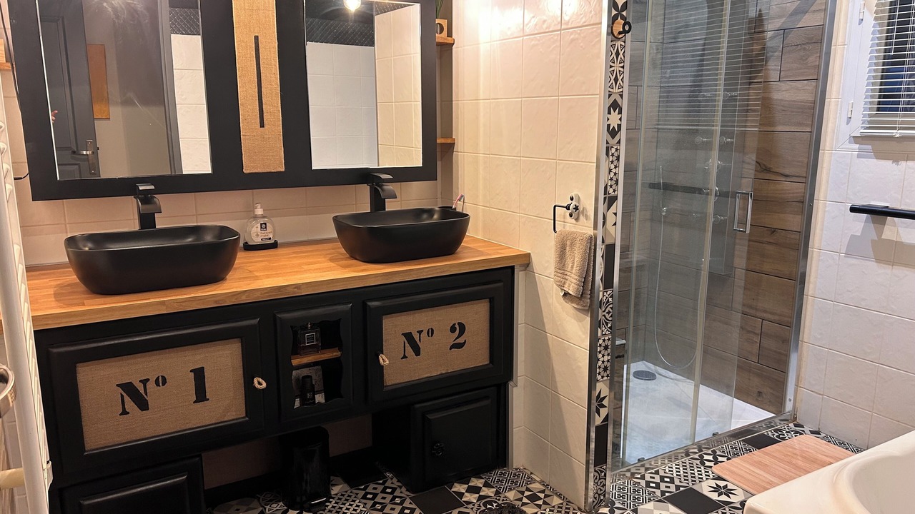 Photo of Bathroom in Coarraze