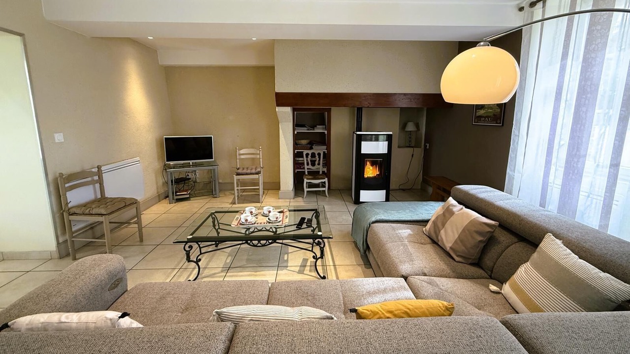 Photo of Livingroom in Riupeyrous