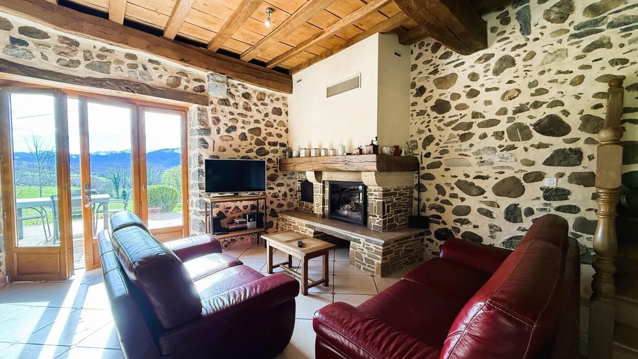 Photo of Livingroom in Ogeu-Les-Bains