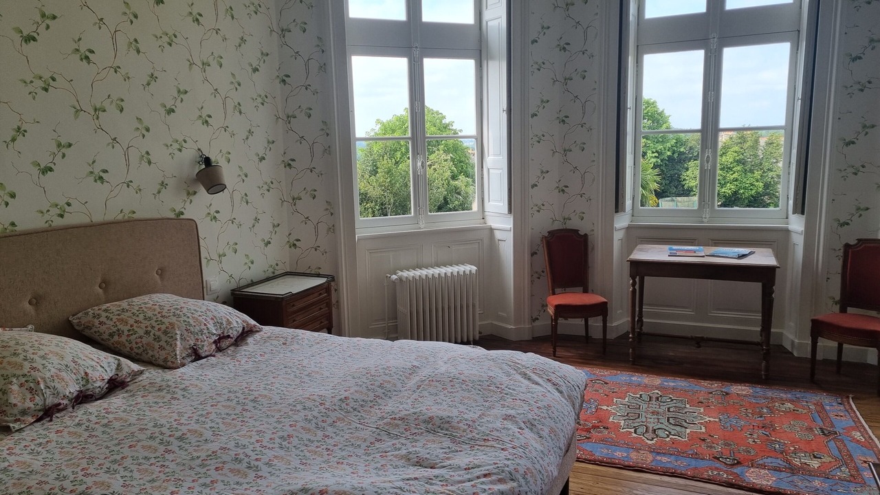 Photo of Bedroom in Lamballe