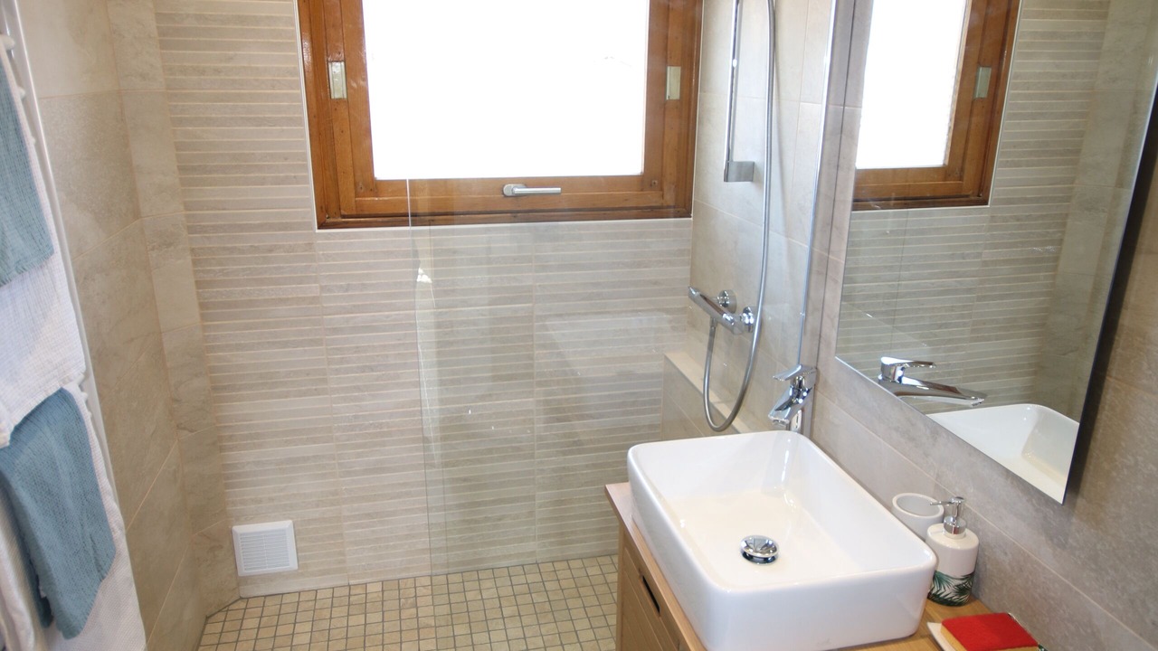 Photo of Bathroom in Saint-Jorioz