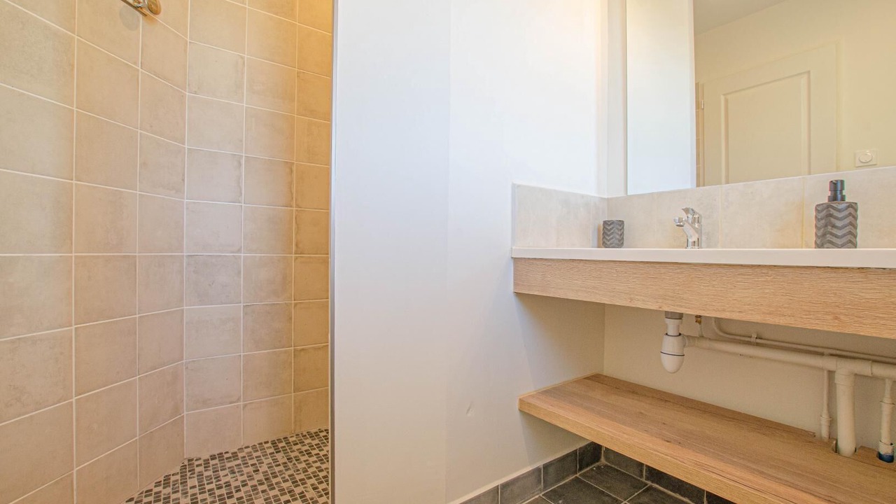 Photo of Bathroom in Paisy-Cosdon