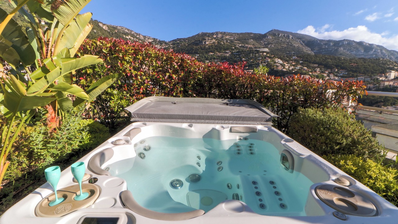 Photo of Outdoor in Beausoleil