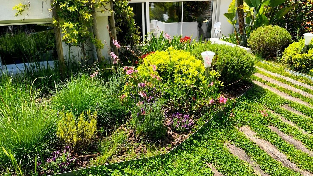 Photo of Outdoor in Beausoleil