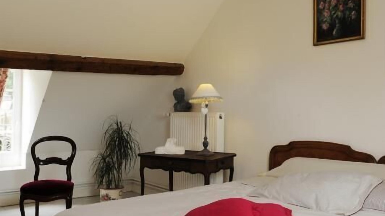 Photo of Bedroom in Romilly-sur-Seine