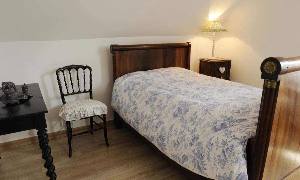 Photo of Bedroom in Romilly-sur-Seine