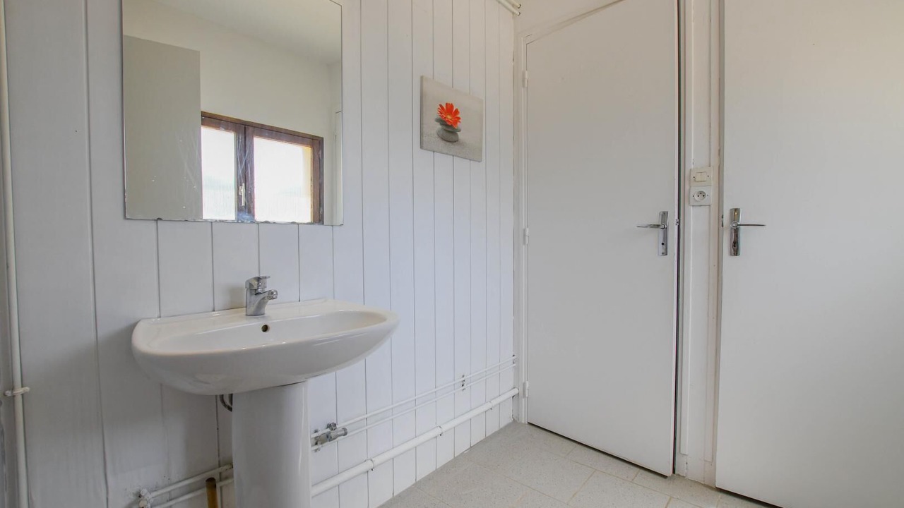 Photo of Bathroom in Boeurs-en-Othe