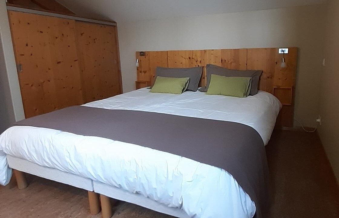Photo of Bedroom in Les Noes-pres-Troyes