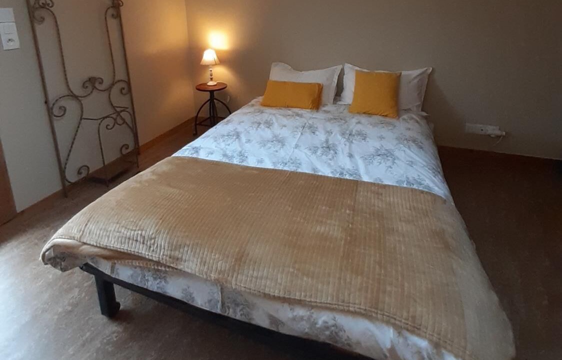 Photo of Bedroom in Les Noes-pres-Troyes