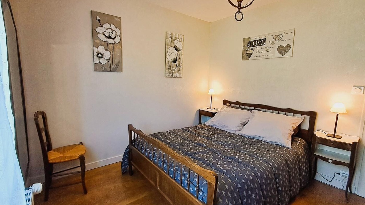 Photo of Bedroom in Vendeuvre-sur-Barse