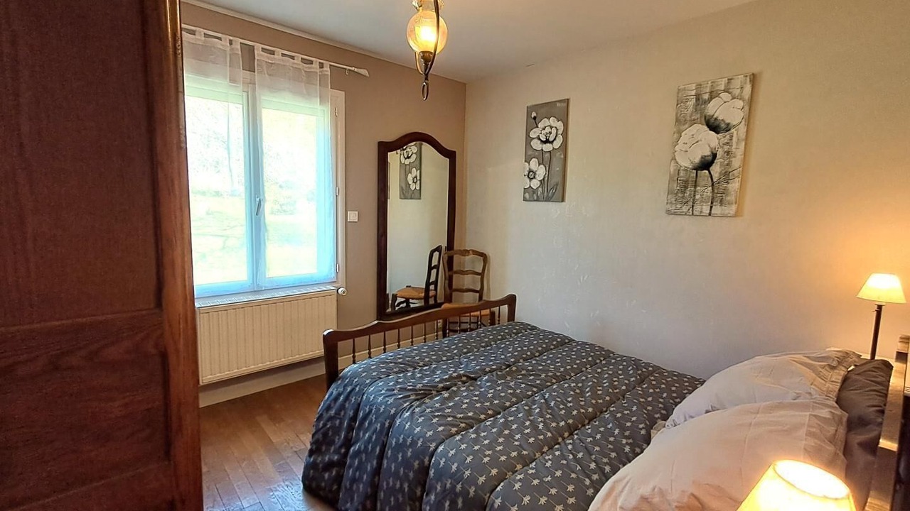 Photo of Bedroom in Vendeuvre-sur-Barse