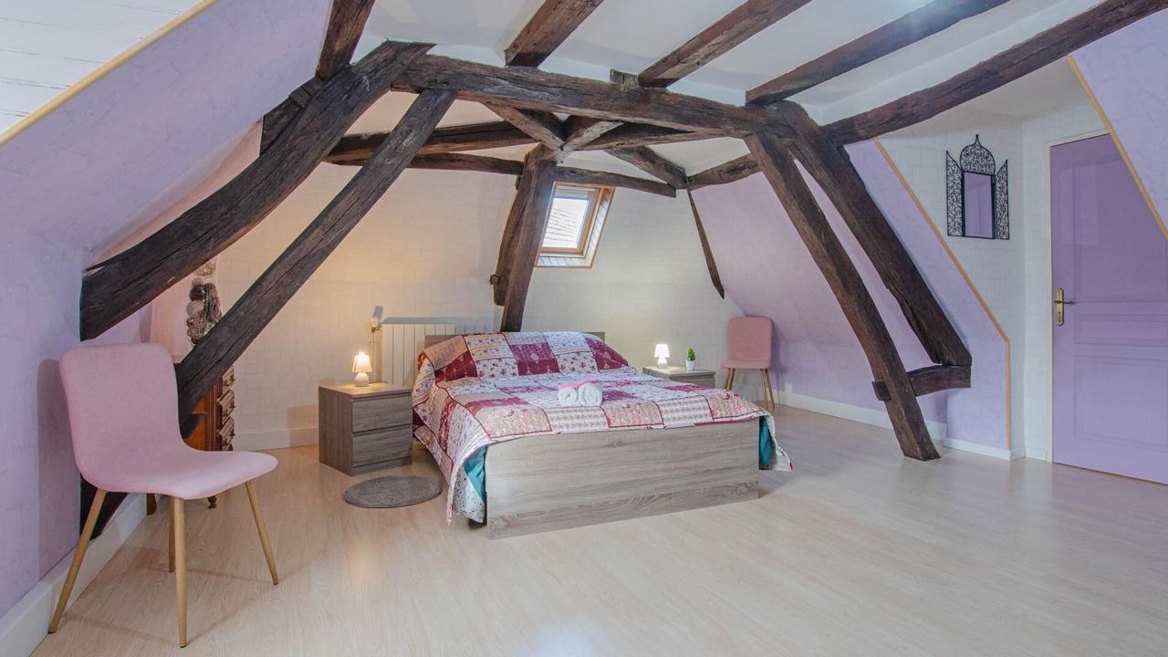 Photo of Bedroom in Neuville-sur-Vanne