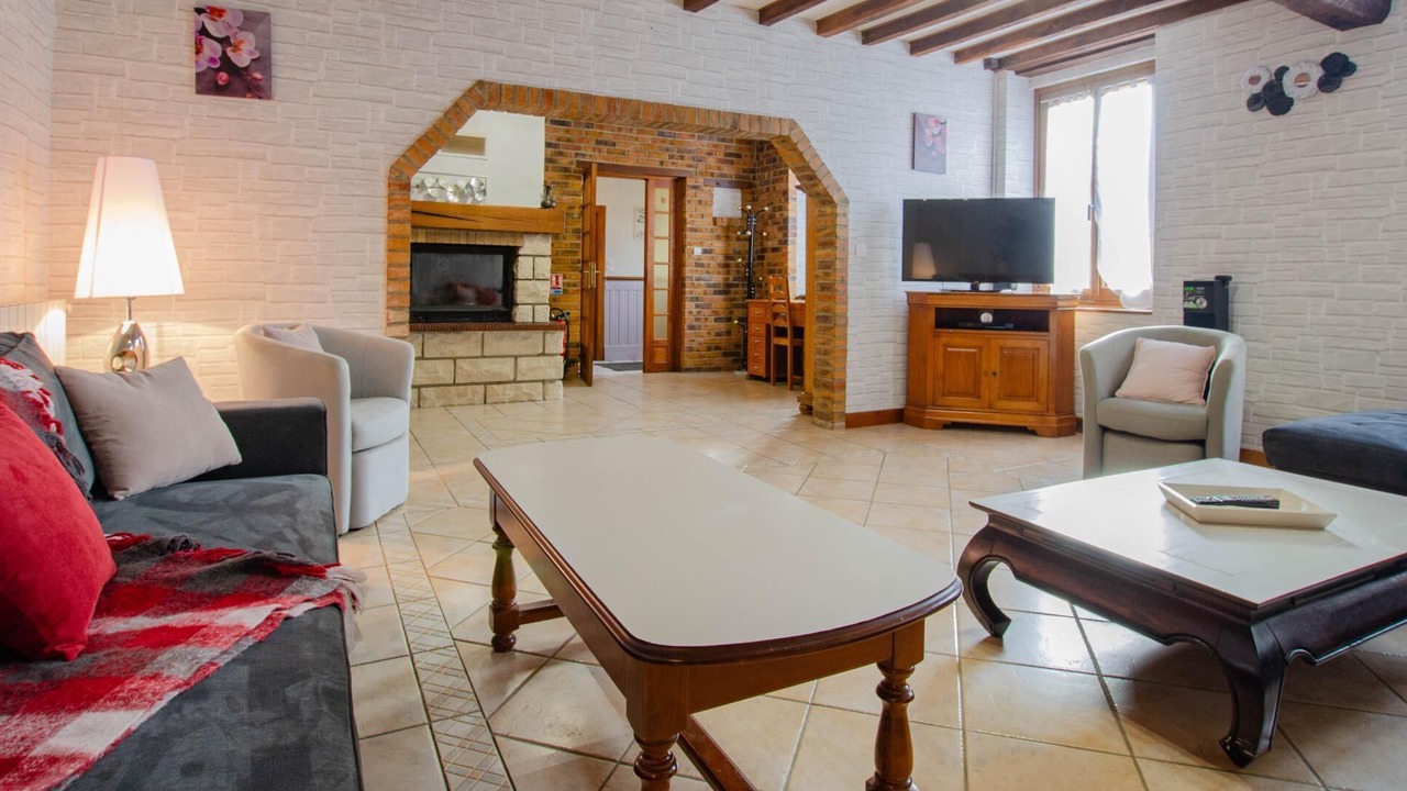 Photo of Livingroom in Neuville-sur-Vanne