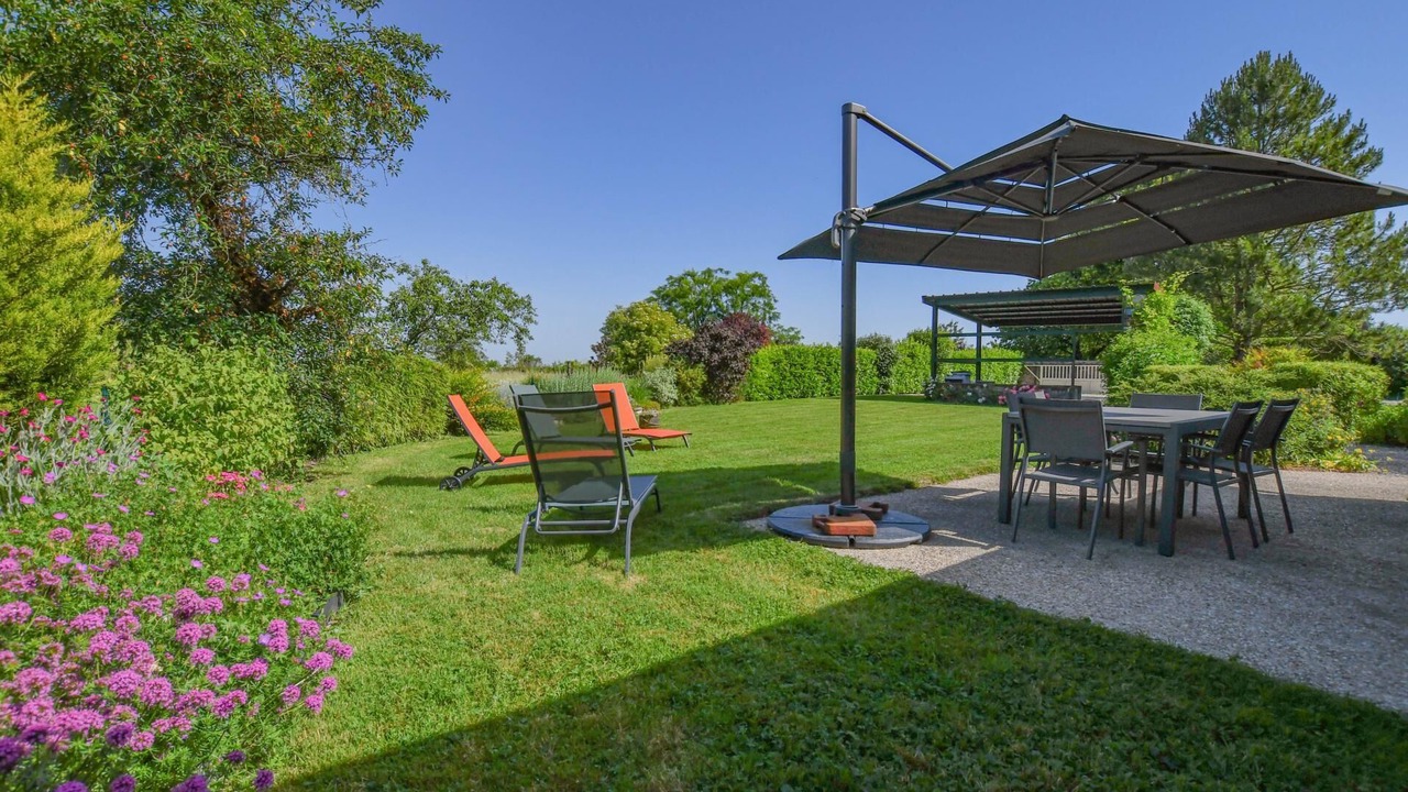 Photo of Outdoor in Saint-Jean-de-Bonneval