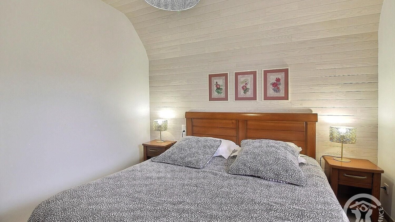 Photo of Bedroom in Trelevern