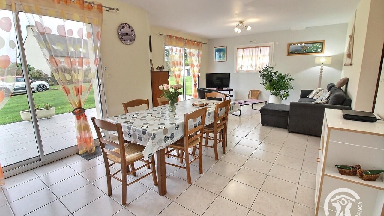 Photo of Livingroom in Penvenan