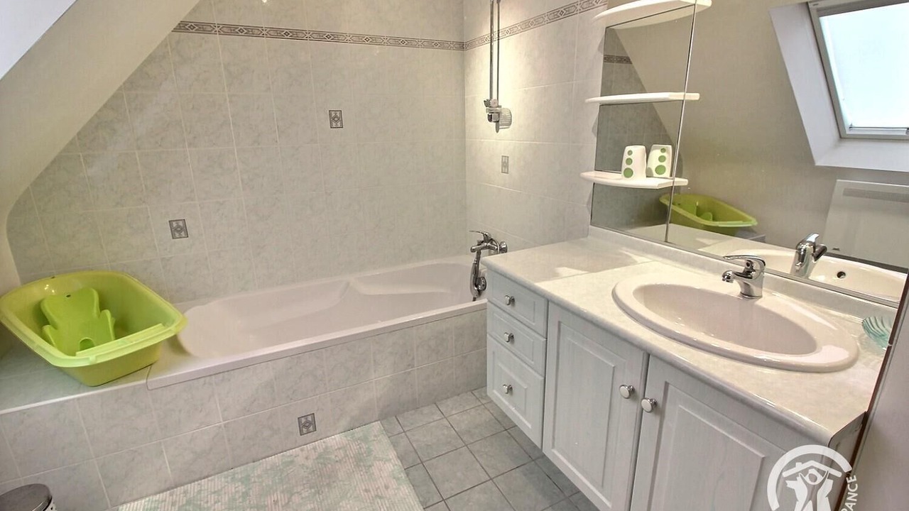Photo of Bathroom in Penvenan