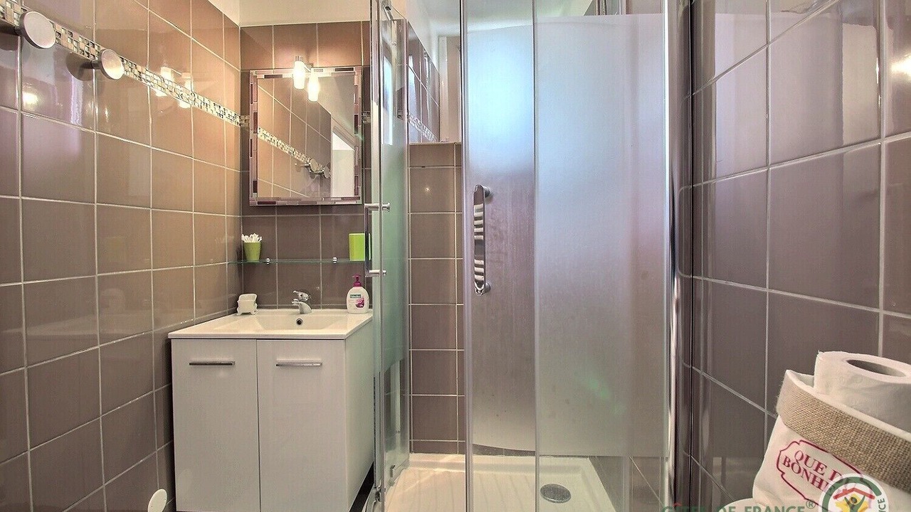 Photo of Bathroom in Quessoy