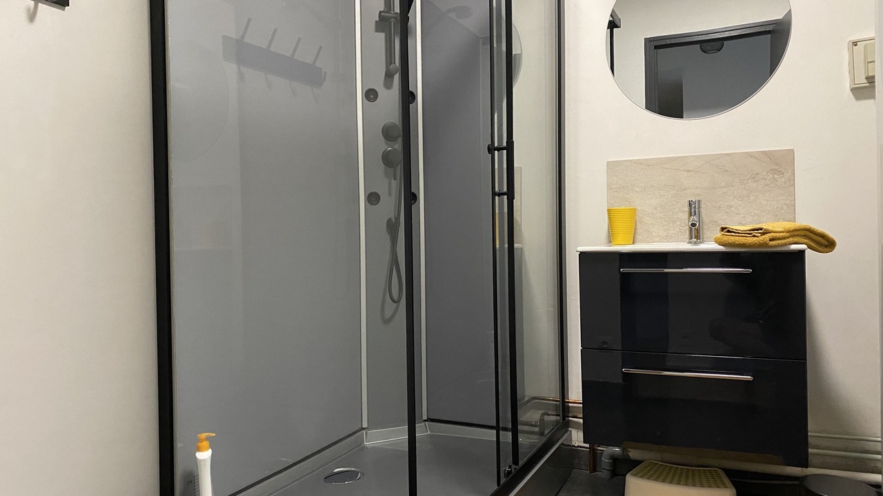 Photo of Bathroom in Chouilly