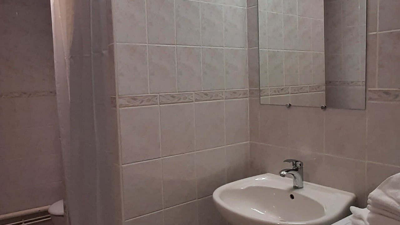 Photo of Bathroom in Ville-Sous-la-Ferte