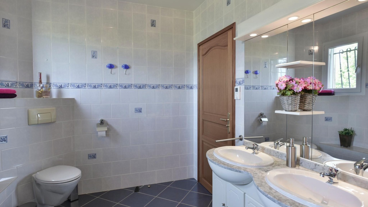Photo of Bathroom in Bassoues